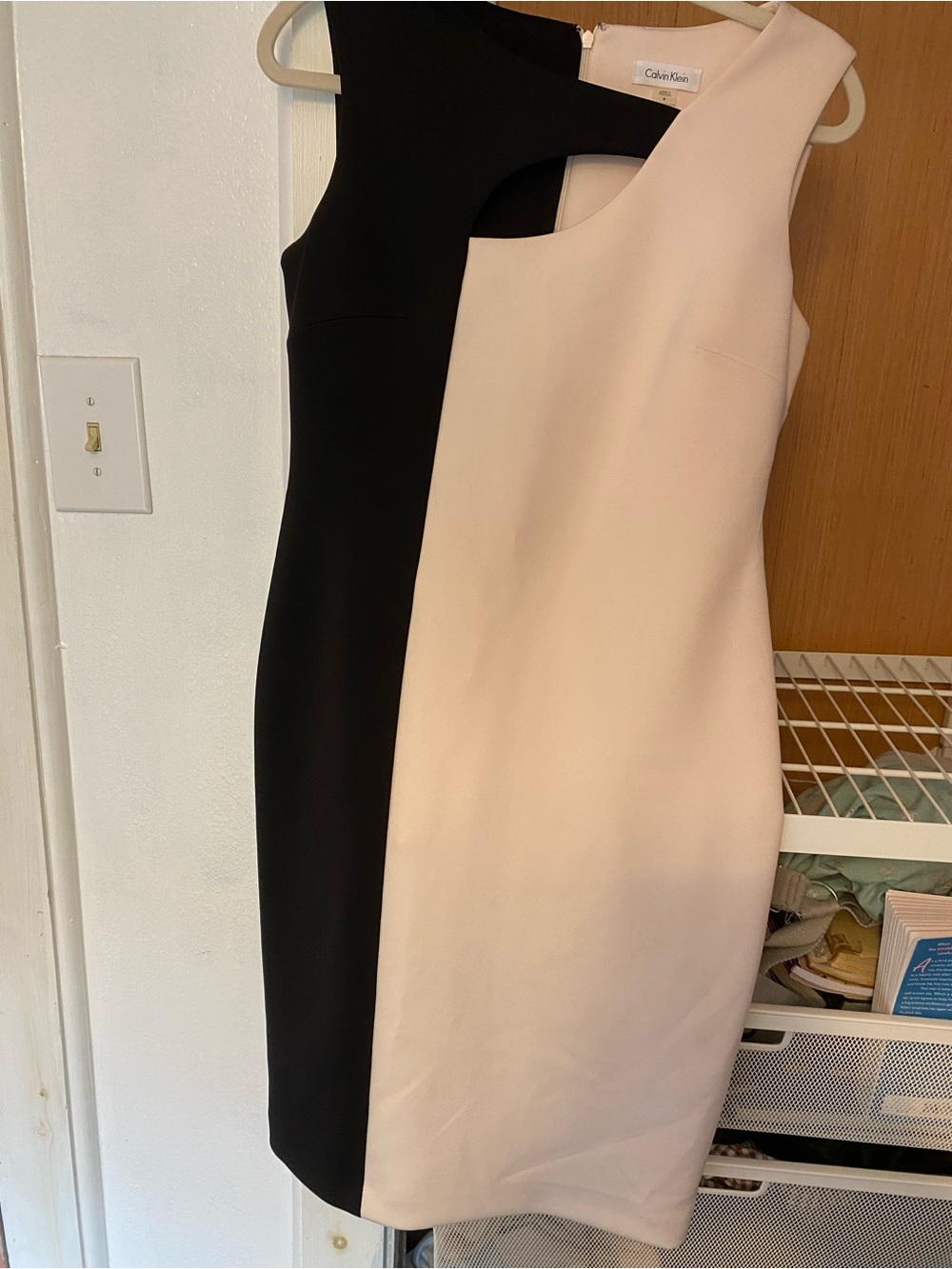 Calvin Klein Black and Cream Colorblock Sheath Dress
